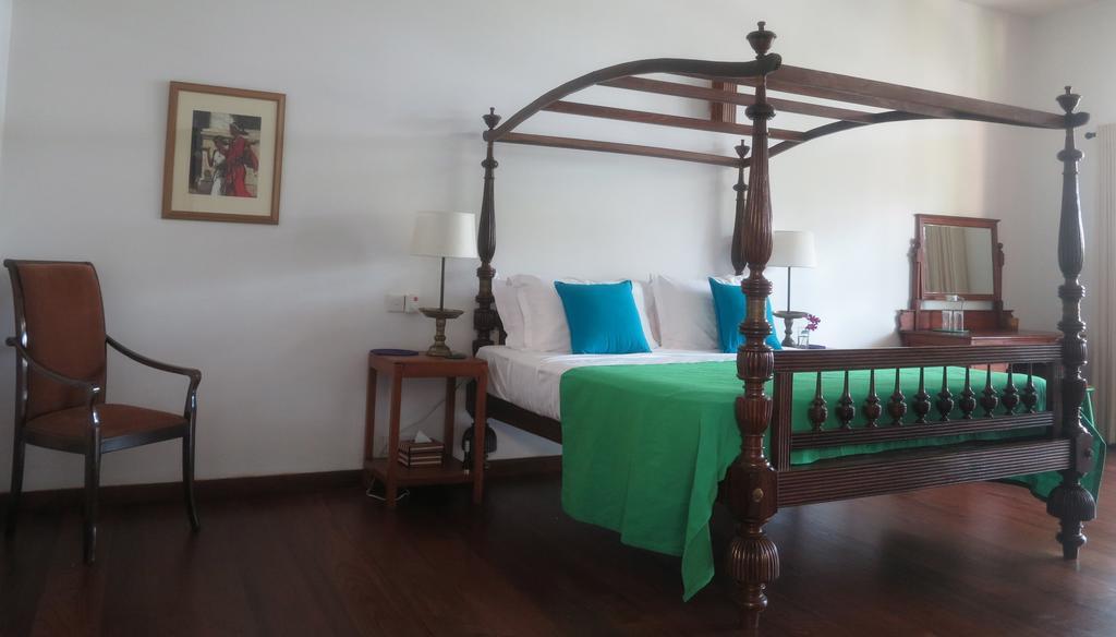 فندق The Mirror Mansion راجاجيريا المظهر الخارجي الصورة